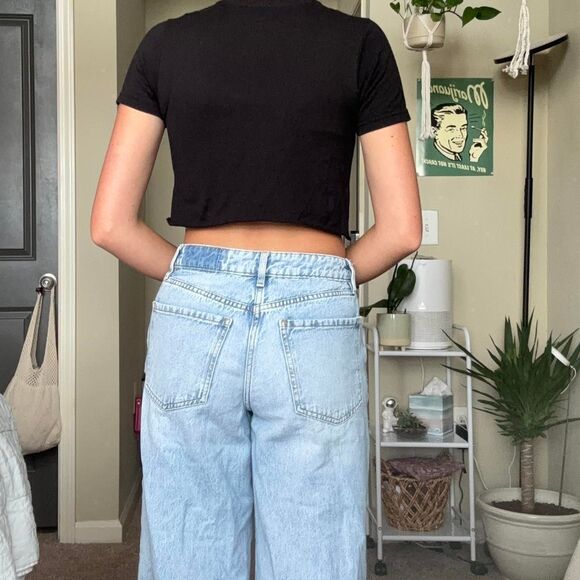 black basic mini baby t crop top - Picture 3 of 4